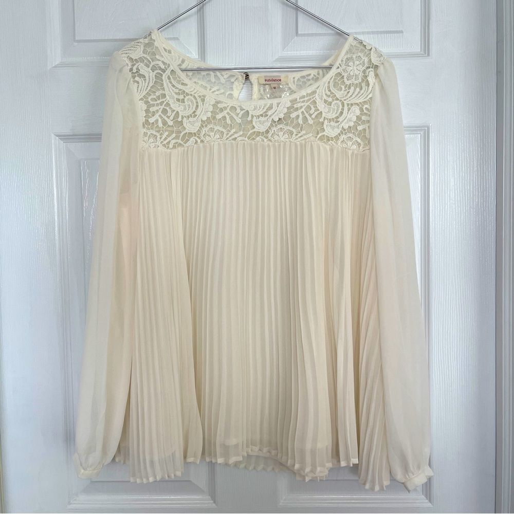 Sundance Cream Lace Pleated Blouse Sz M NWOT